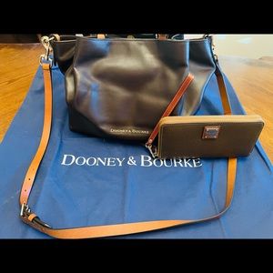 Dooney & Bourke Large Barlow & wallet